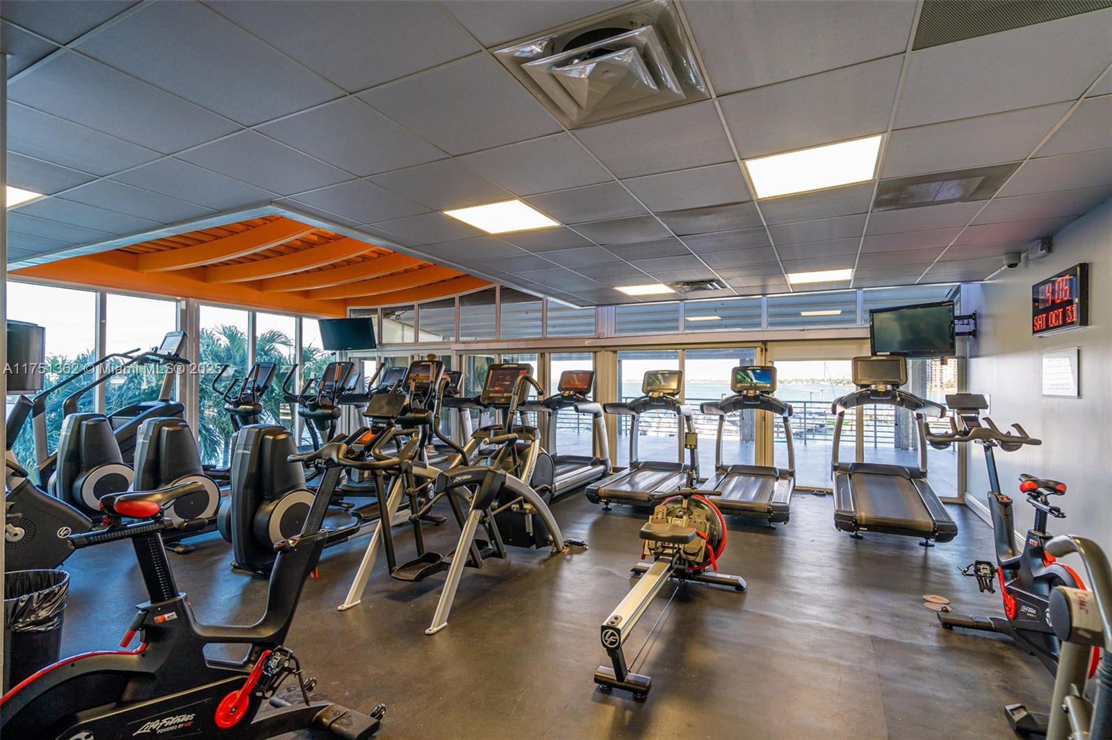 VENETIA CONDO - Residential