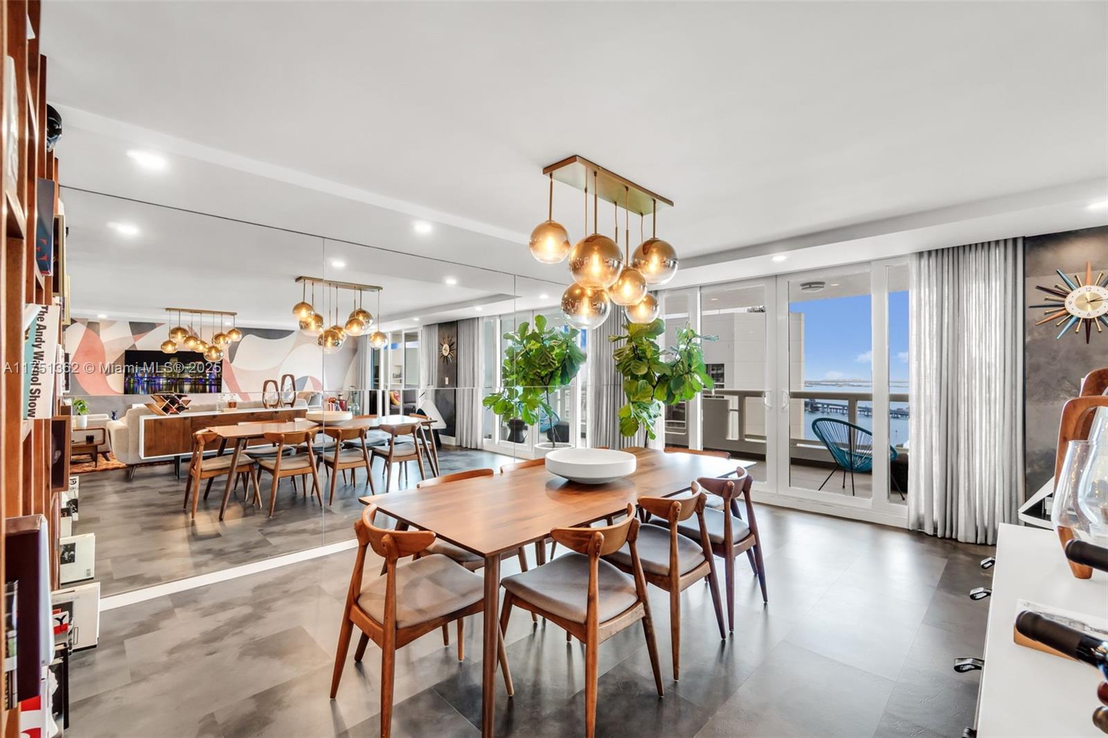 VENETIA CONDO - Residential