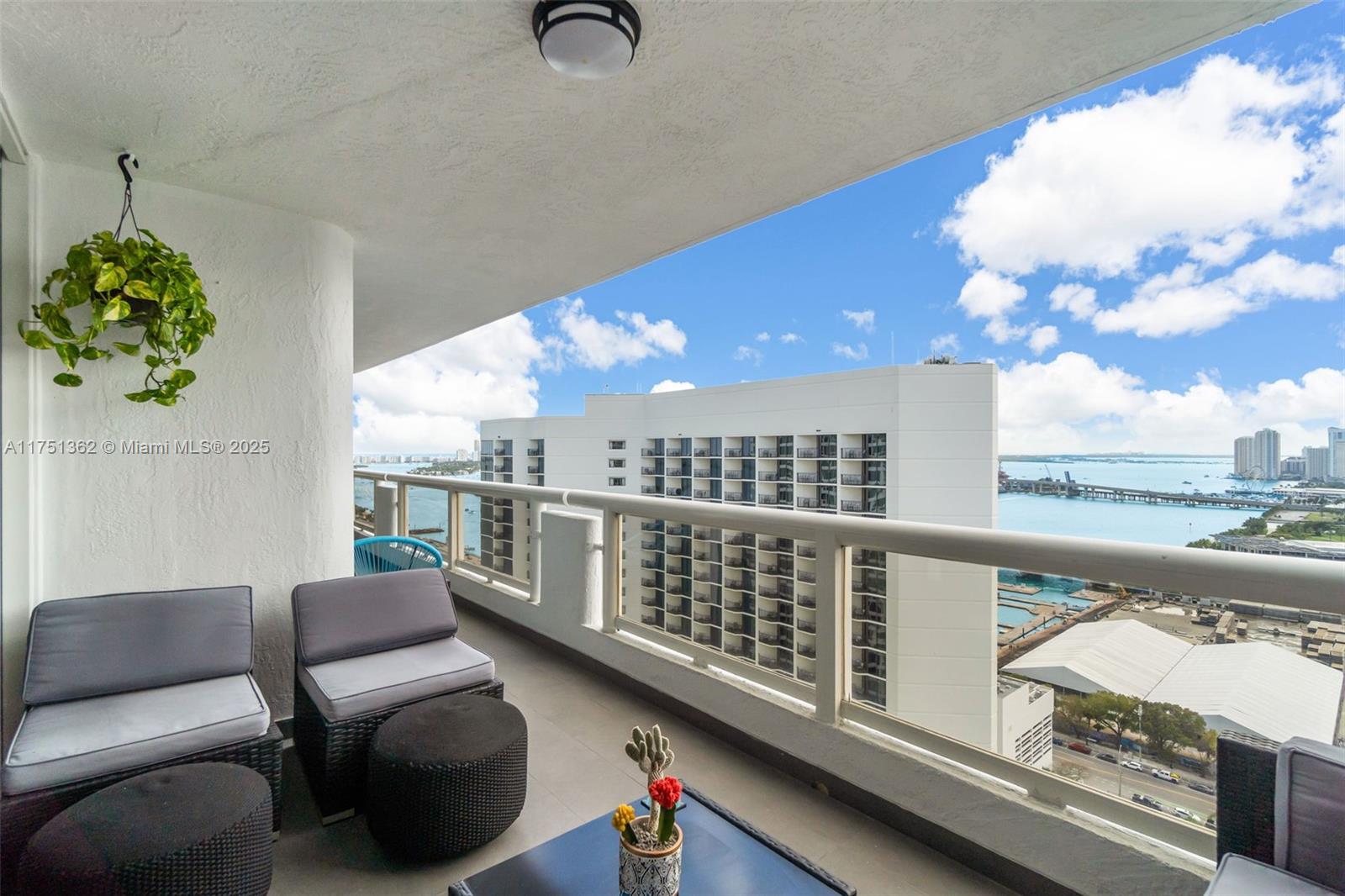 VENETIA CONDO - Residential