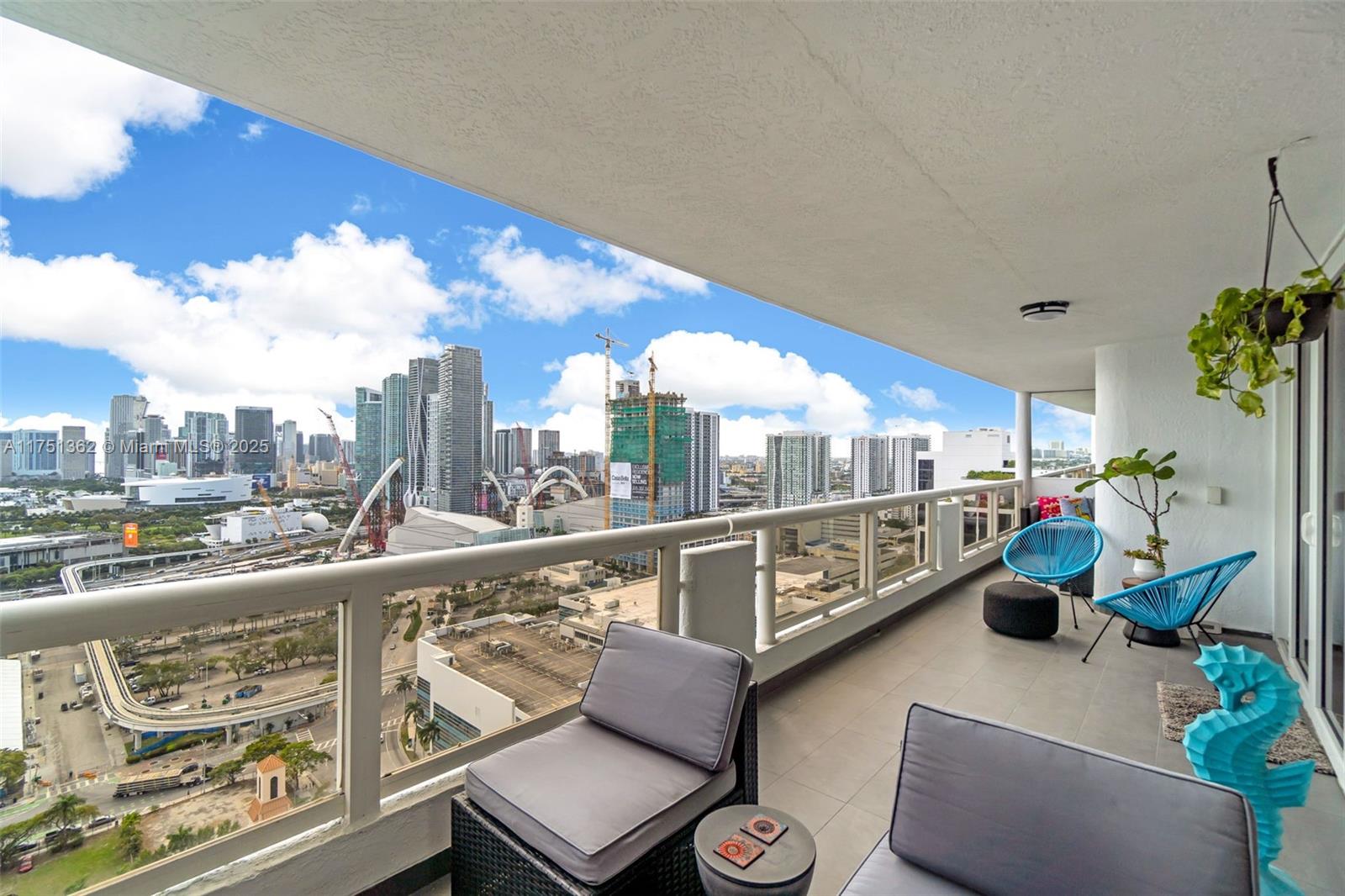 VENETIA CONDO - Residential