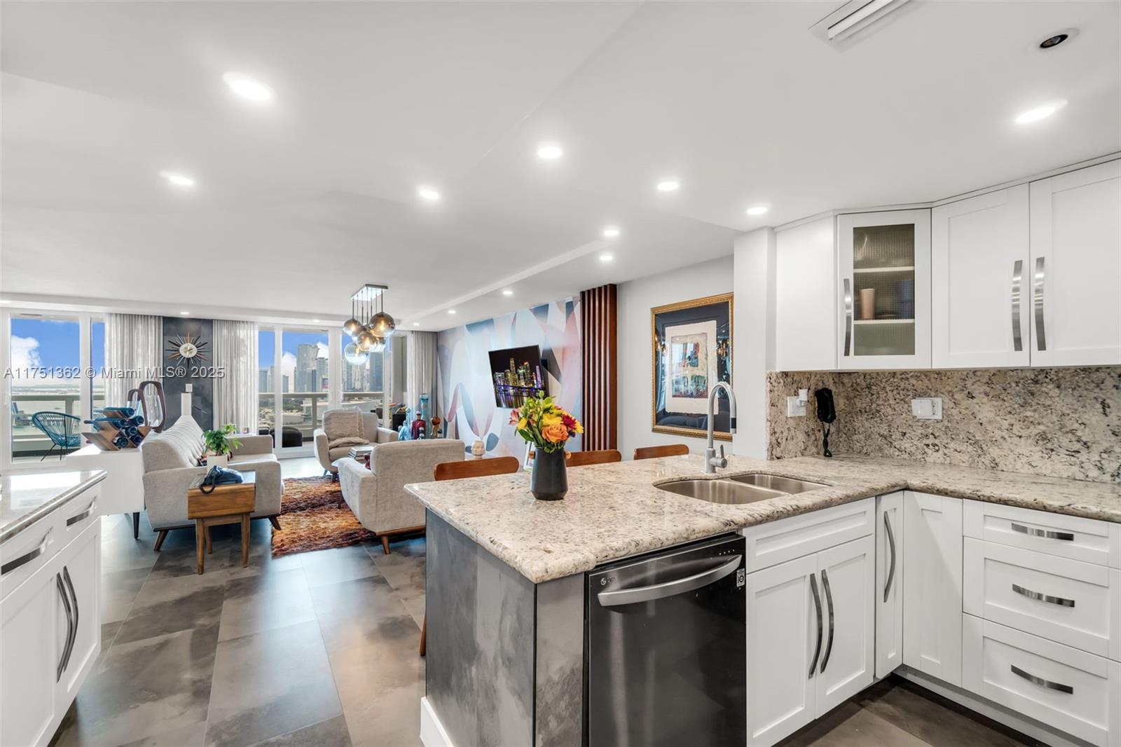 VENETIA CONDO - Residential