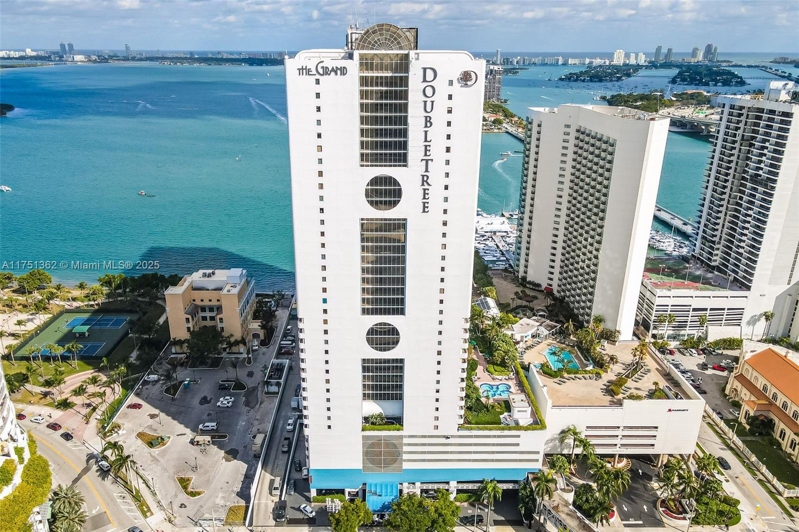 VENETIA CONDO - Residential