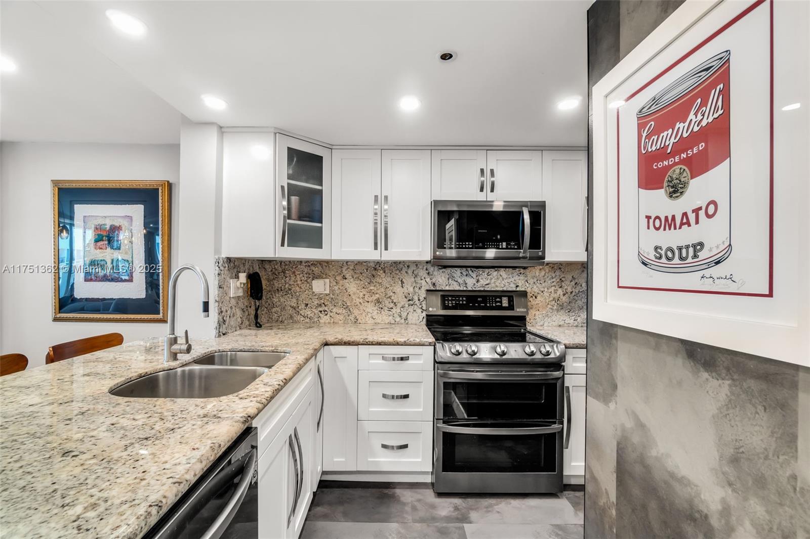 VENETIA CONDO - Residential