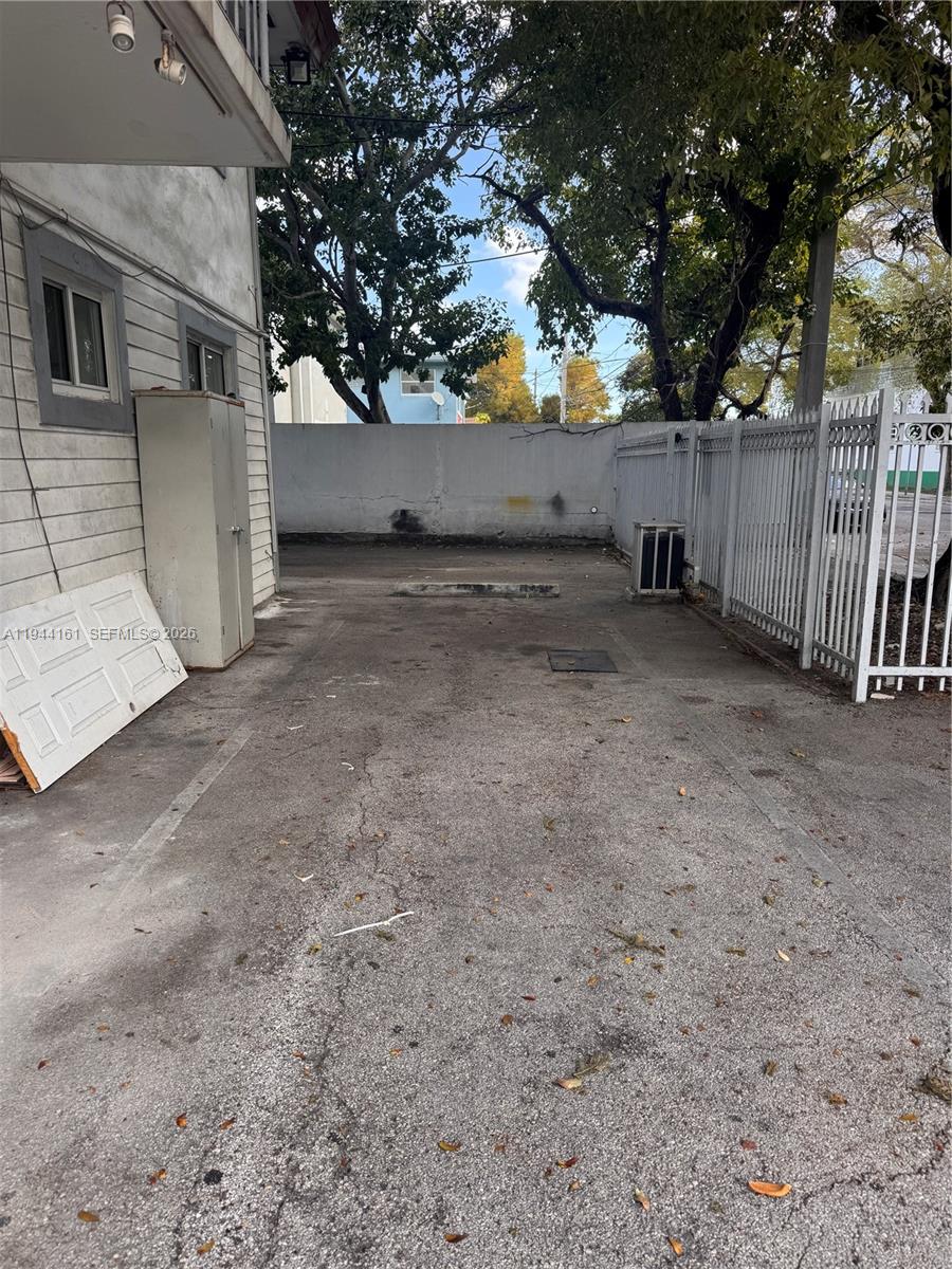 LITTLE RIVER GARDENS AMD - Residential Lease