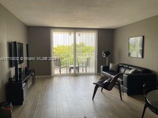 Property for Sale at 6940 Miami Gardens Dr 1-424, Hialeah, Miami-Dade County, Florida - Bedrooms: 2 
Bathrooms: 1  - $300,000