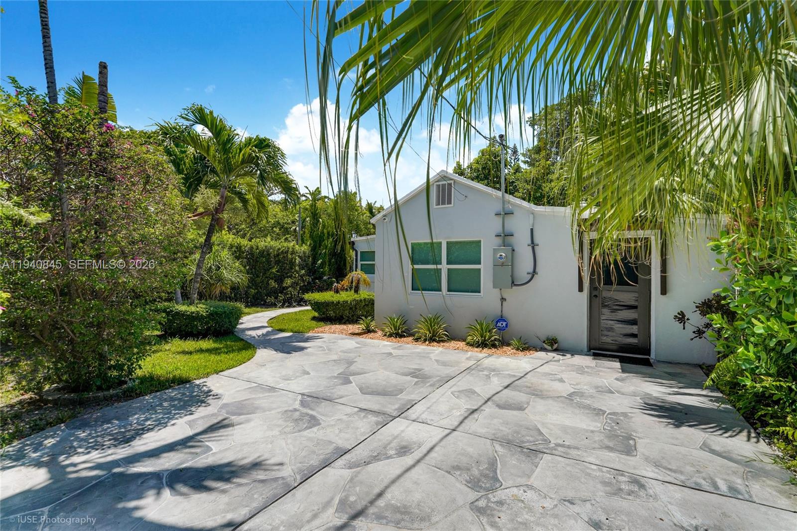 NO SHORE CREST - Residential