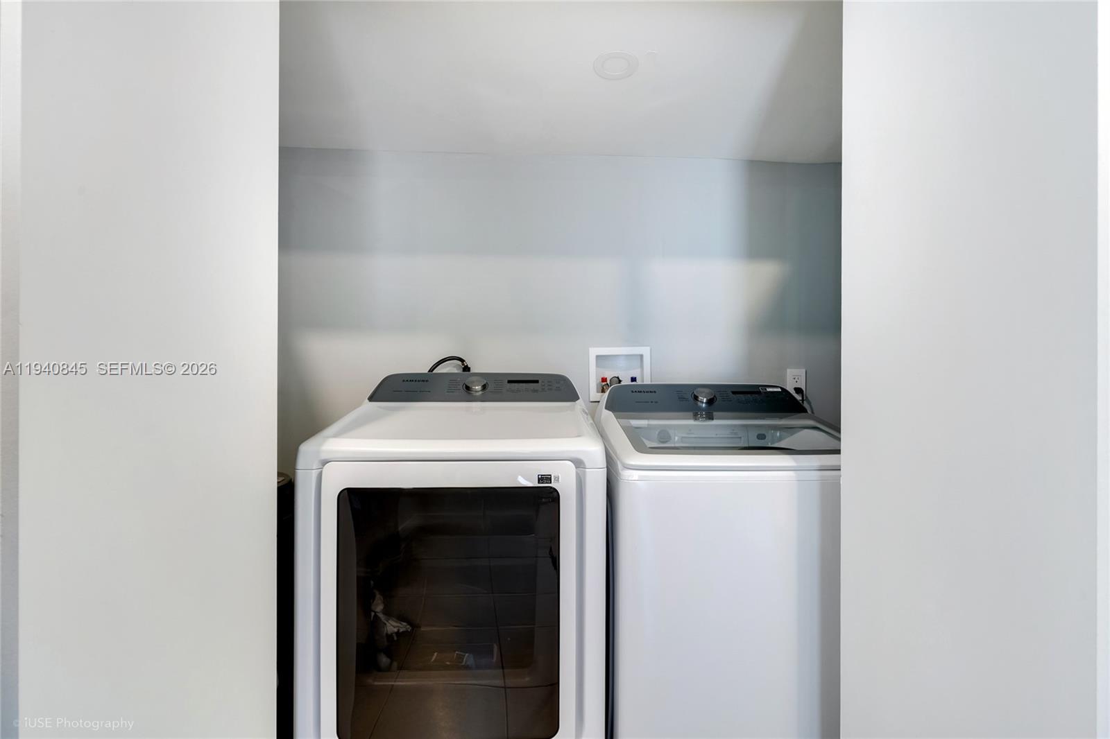 NO SHORE CREST - Residential