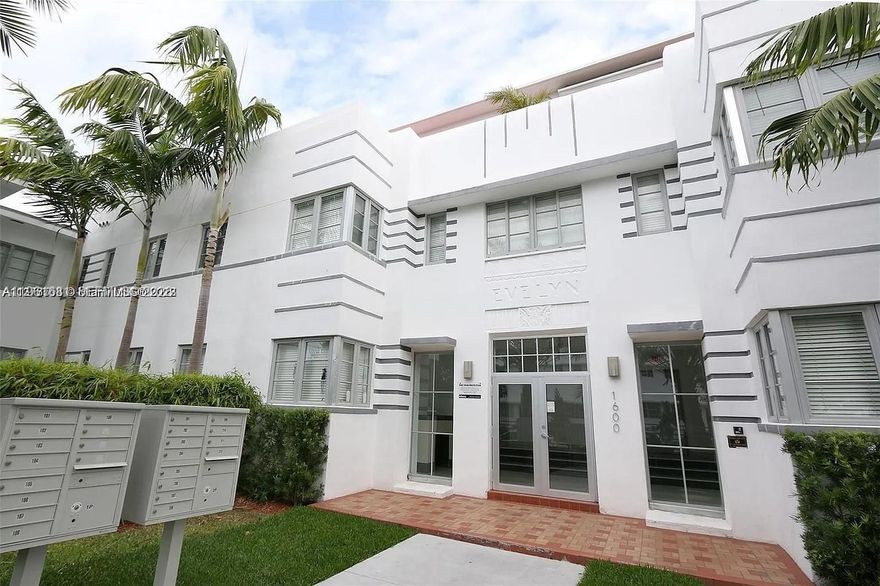 Beautifully updated unit in the heart of Miami Beach, one block from the famous Lincoln Road, dining, shopping, nightlife, and the ocean. A perfect full-time residence, vacation getaway, or investment opportunity in one of Miami Beach's most desirable neighborhood. This bright corner unit features a spacious open layout, updated finishes, and being a corner unit abundant natural light. Ideally located and Beautifully updated unit in the heart of Miami Beach, one block from the famous Lincoln Road, dining, shopping, nightlife, and the ocean. A perfect full-time residence, vacation getaway, or investment opportunity in one of Miami Beach's most desirable neighborhood. This bright corner unit features a spacious open layout, updated finishes, and being a corner unit abundant natural light. Ideally located and one of a kind considering that the entire building was fully renovated in 2008.