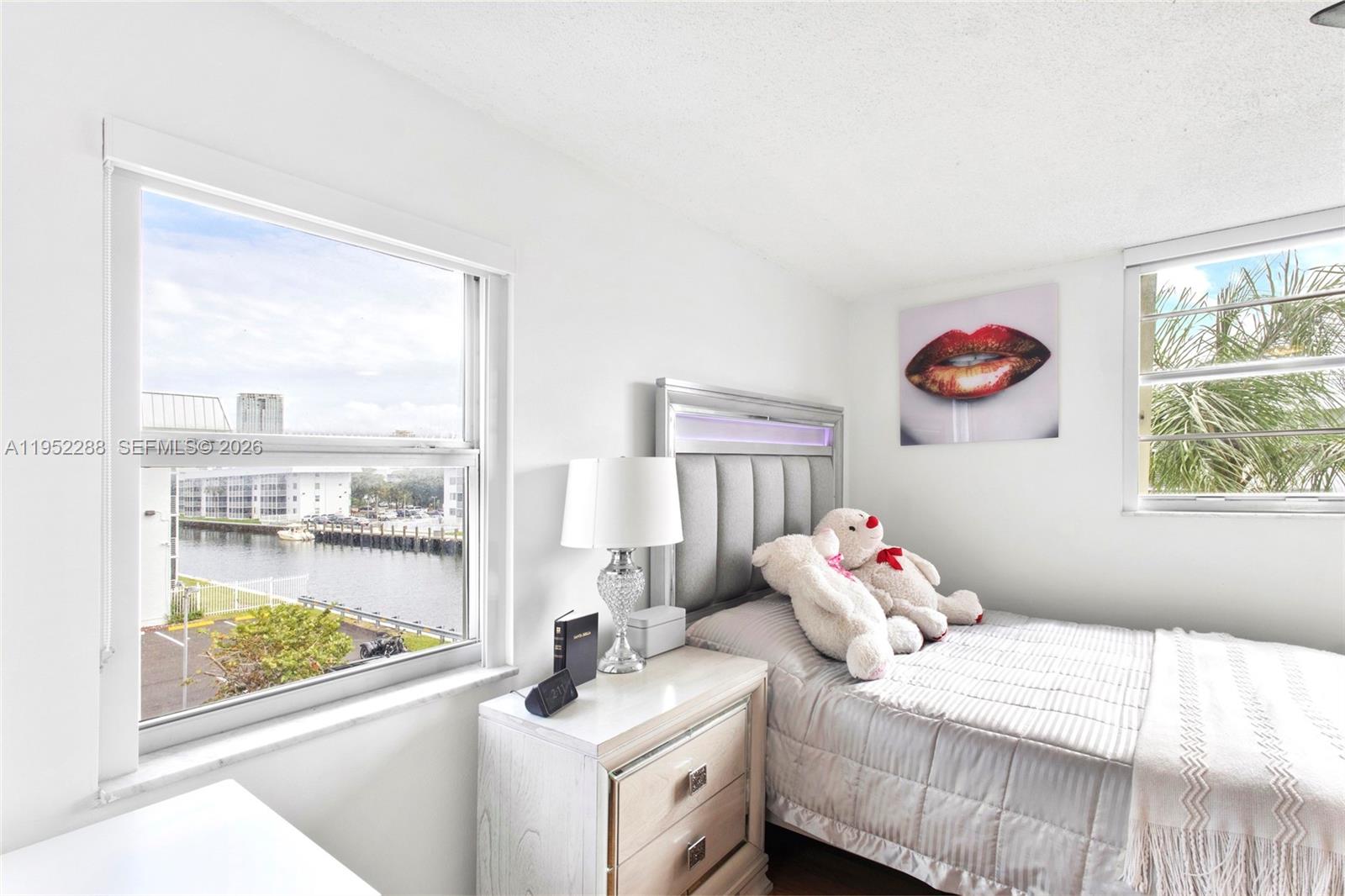 EDEN ISLES CONDO # 4 - Residential