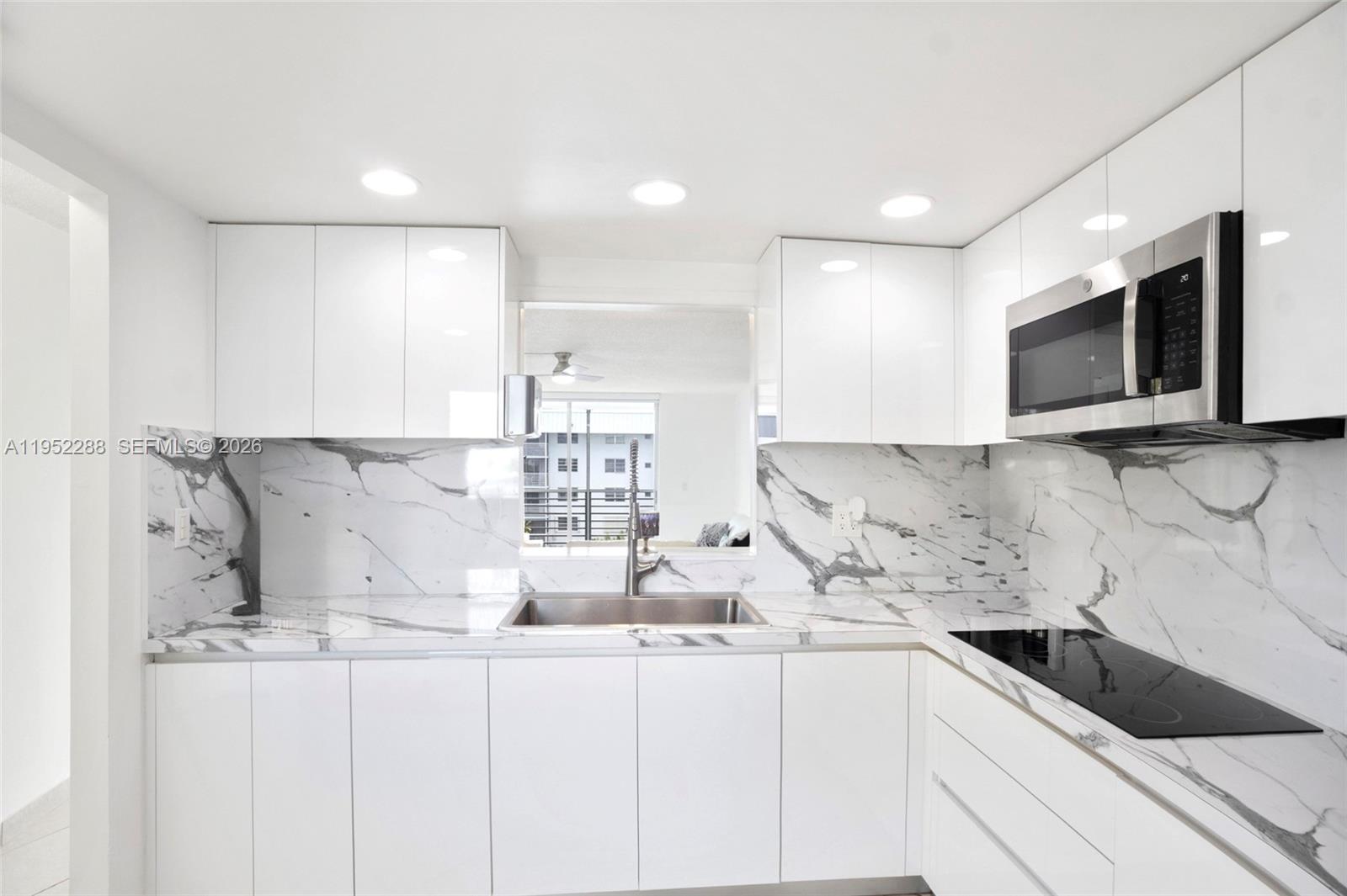 EDEN ISLES CONDO # 4 - Residential