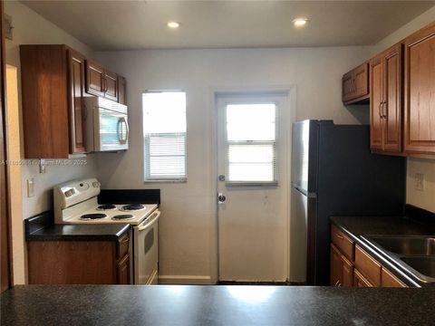 Photo of 8121 SW 24th Ct #304, Davie, FL 33324 (MLS # A11885066)