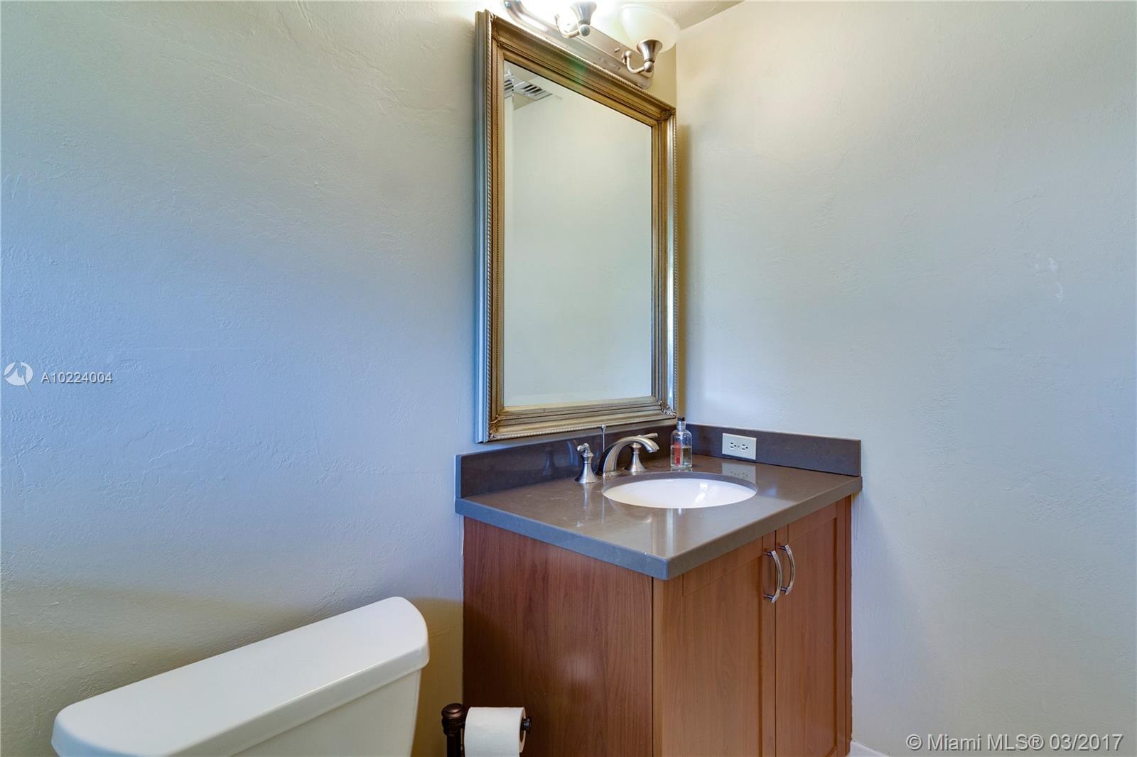 PINE VISTA NORTH - Residential