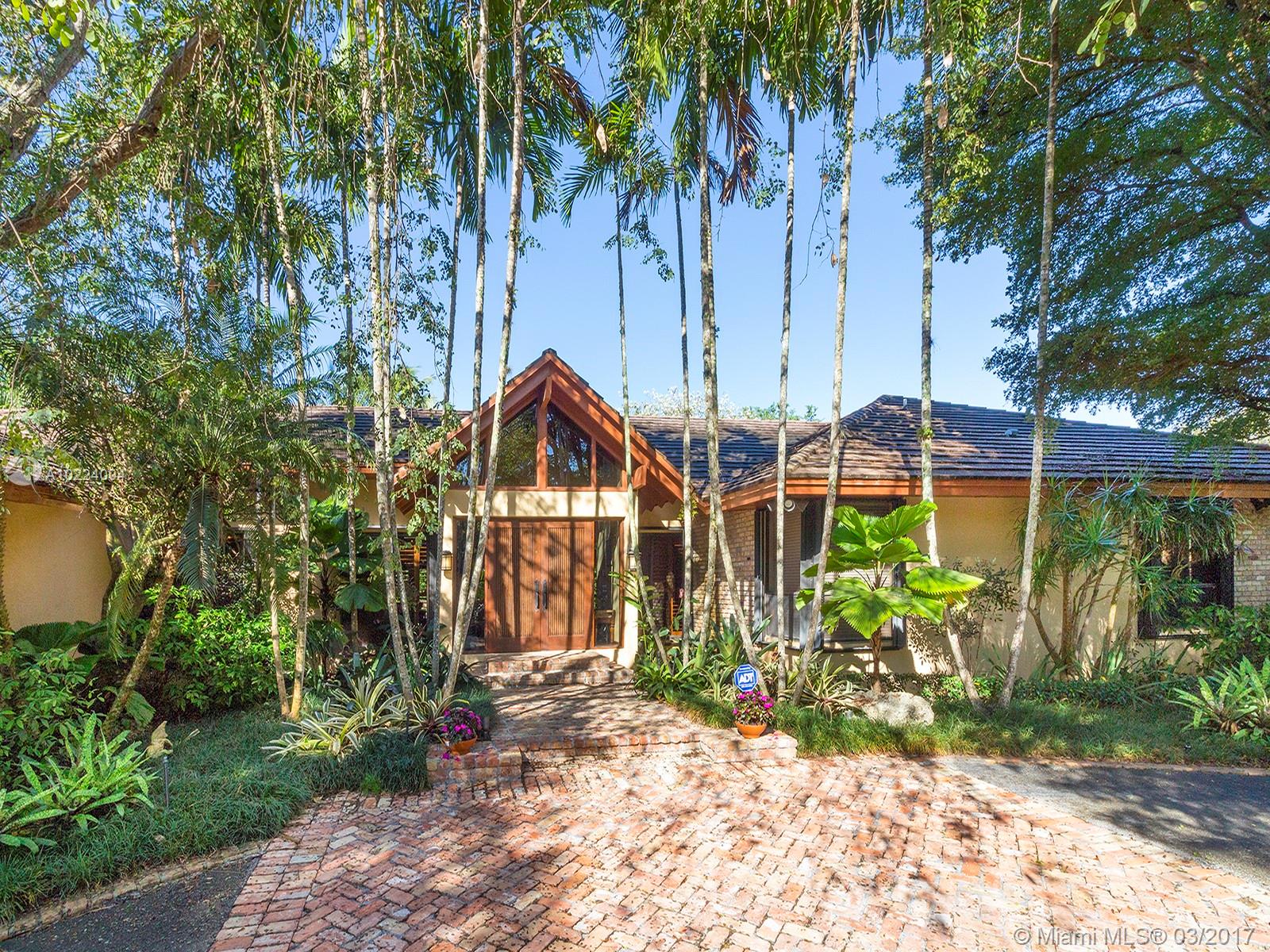 PINE VISTA NORTH - Residential