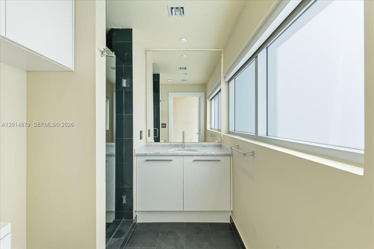 900 BISCAYNE BAY CONDO - Residential