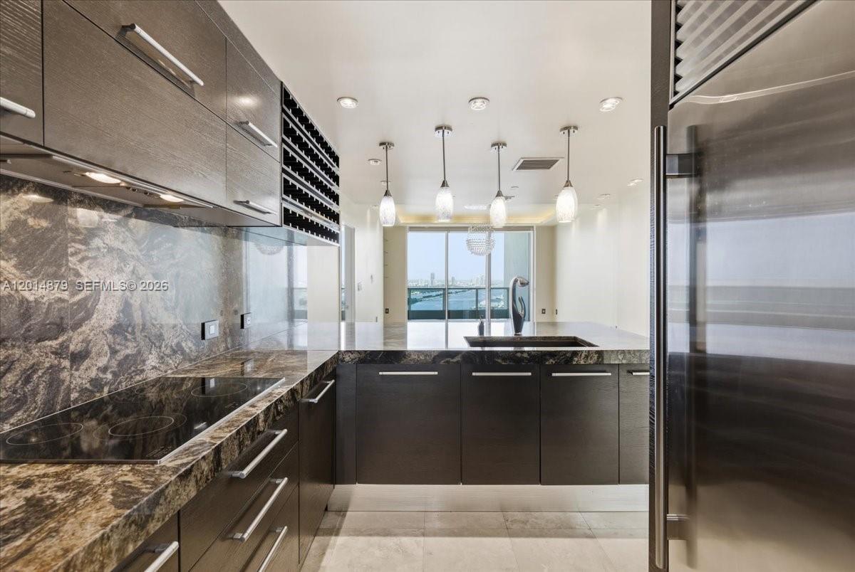 900 BISCAYNE BAY CONDO - Residential