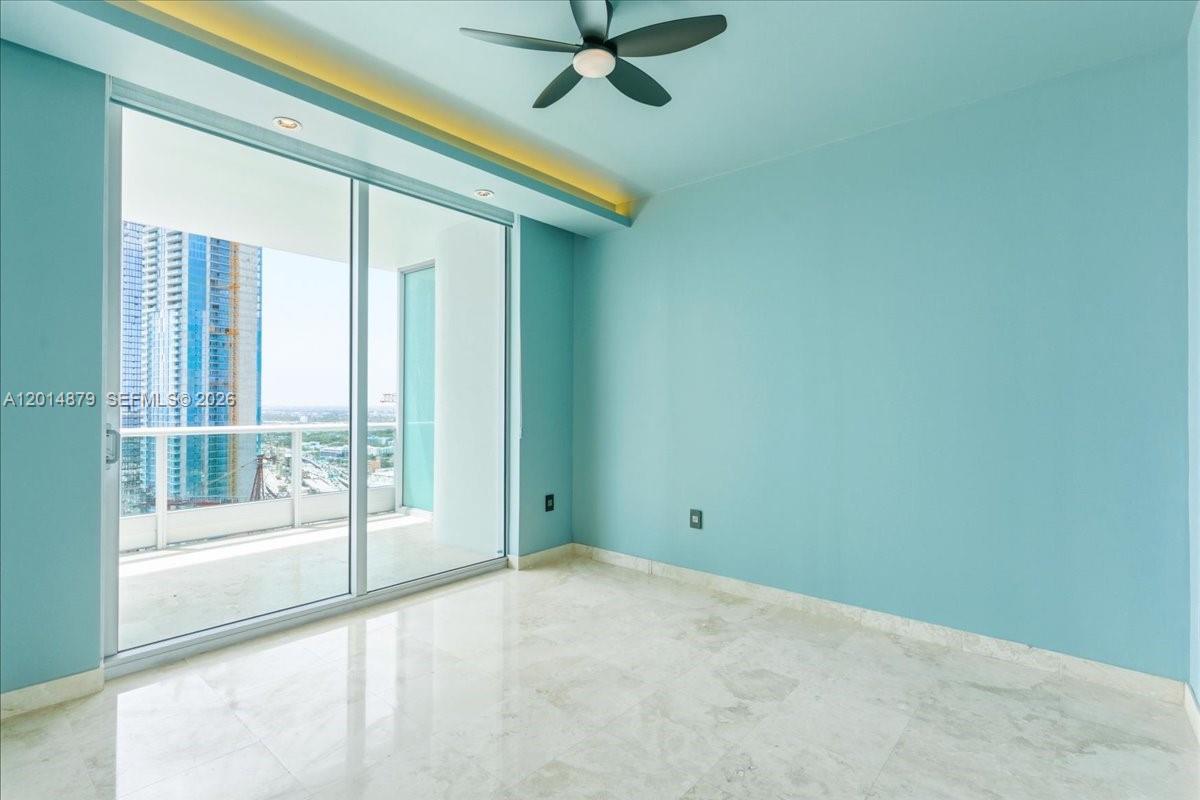 900 BISCAYNE BAY CONDO - Residential