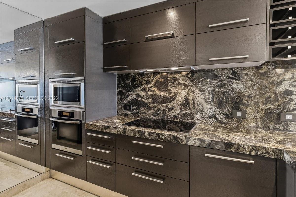 900 BISCAYNE BAY CONDO - Residential