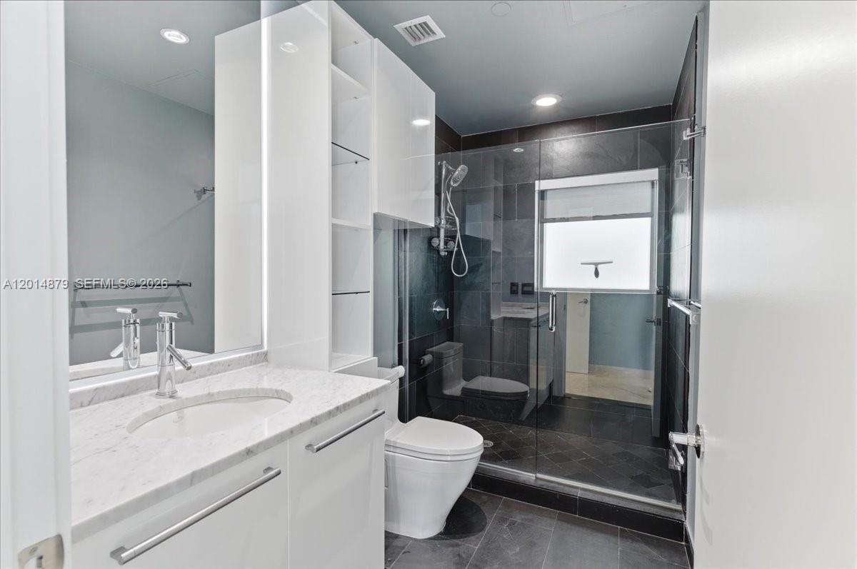 900 BISCAYNE BAY CONDO - Residential