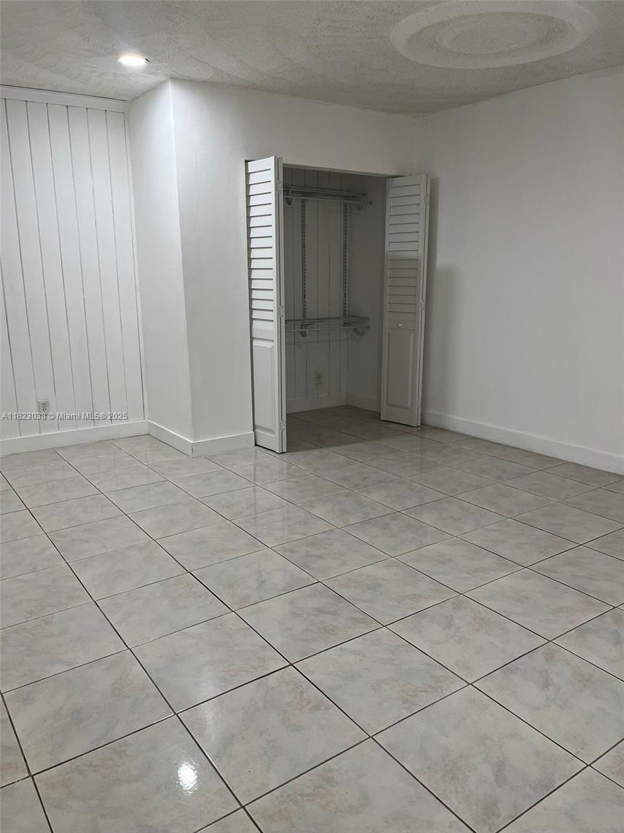 2250 NW 192nd Ter 0
