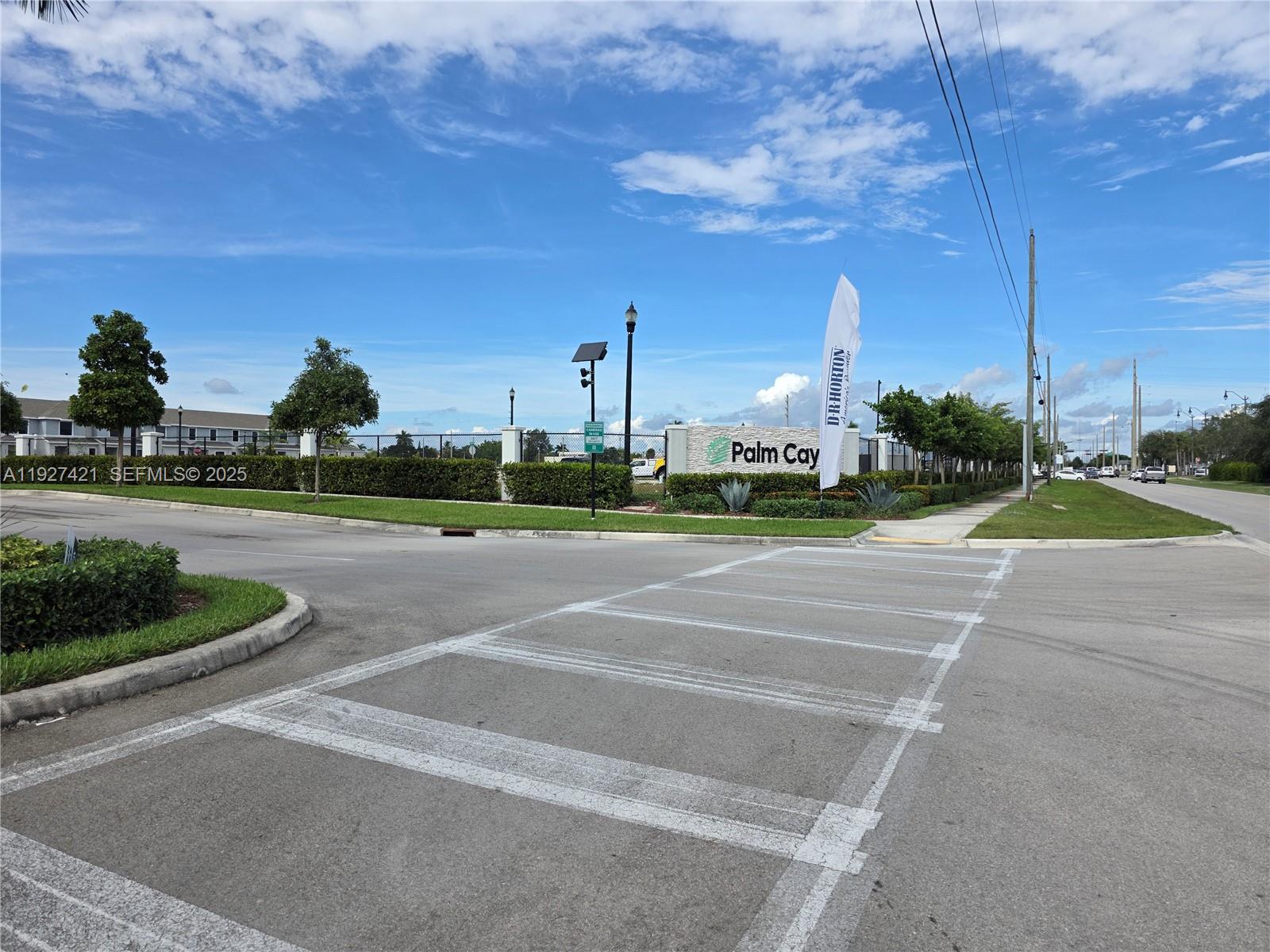 MIAMI LAND AND DEVELOPMEN - Residential Lease