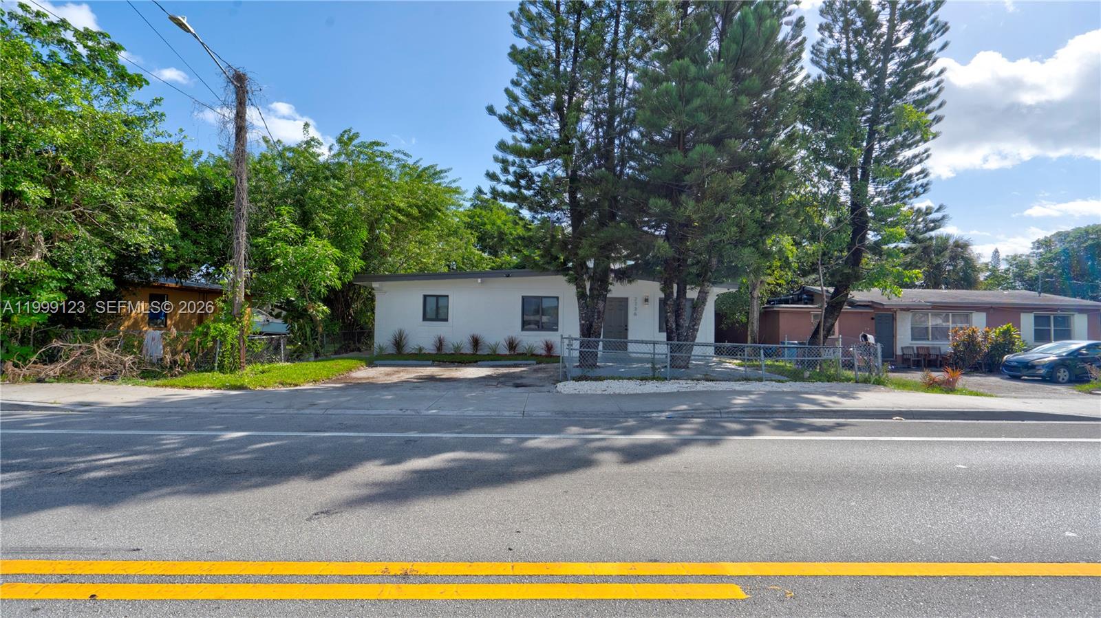 MIDDLE RIVER GARDENS - Residential Lease