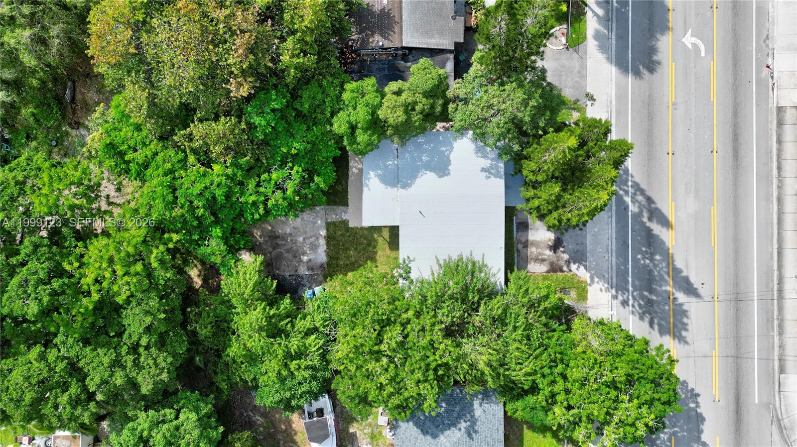 MIDDLE RIVER GARDENS - Residential Lease