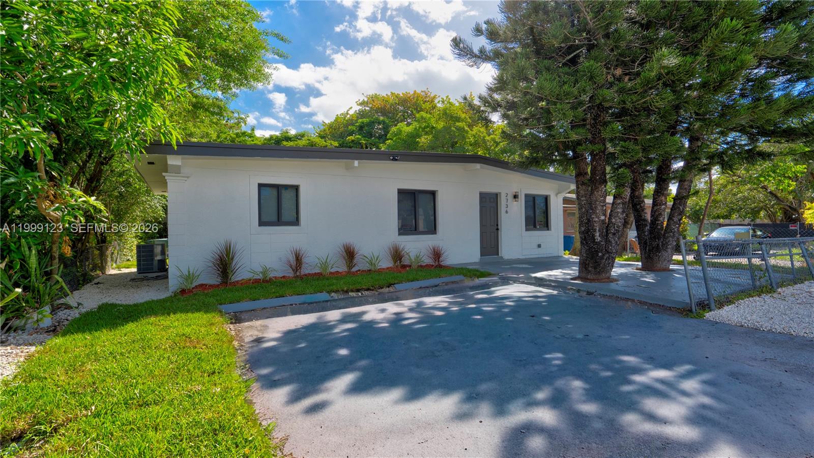 MIDDLE RIVER GARDENS - Residential Lease