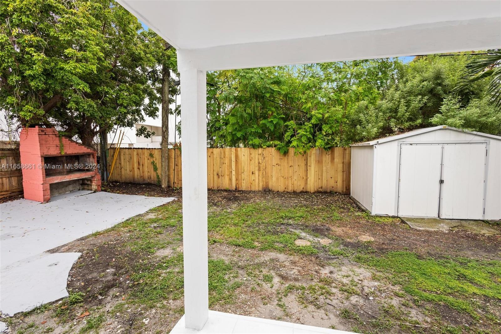 FAIRMONT PARK - Residential Income
