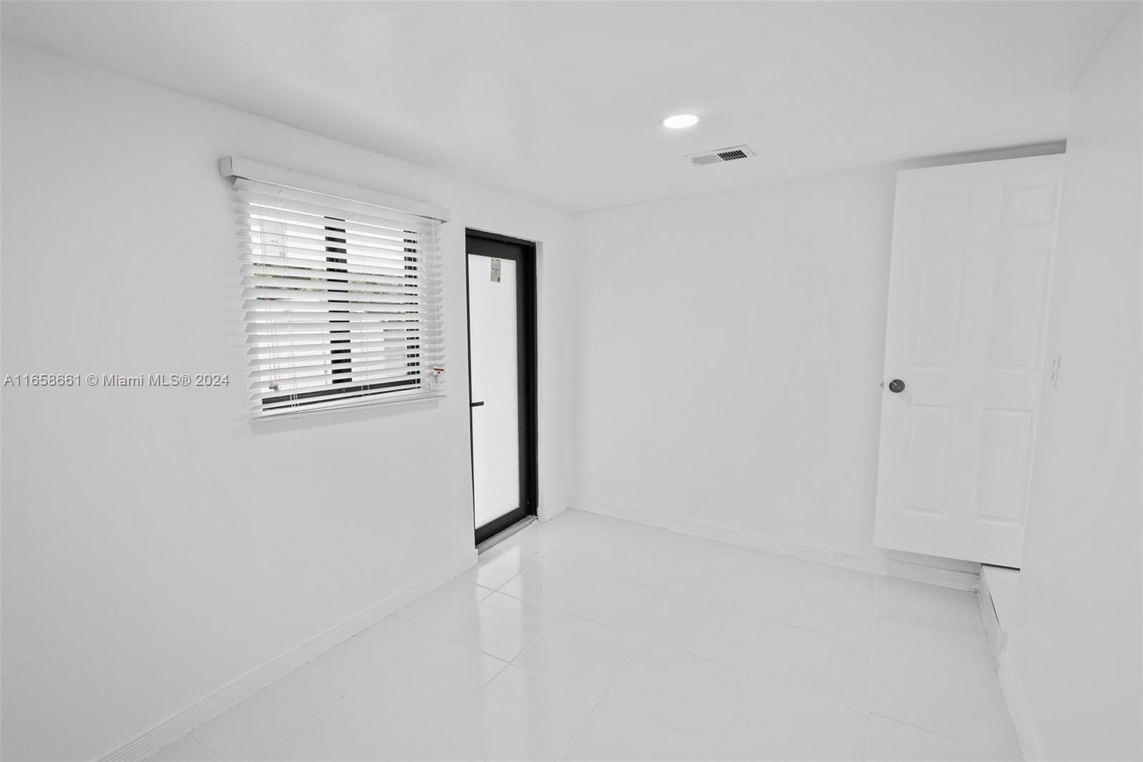 FAIRMONT PARK - Residential Income