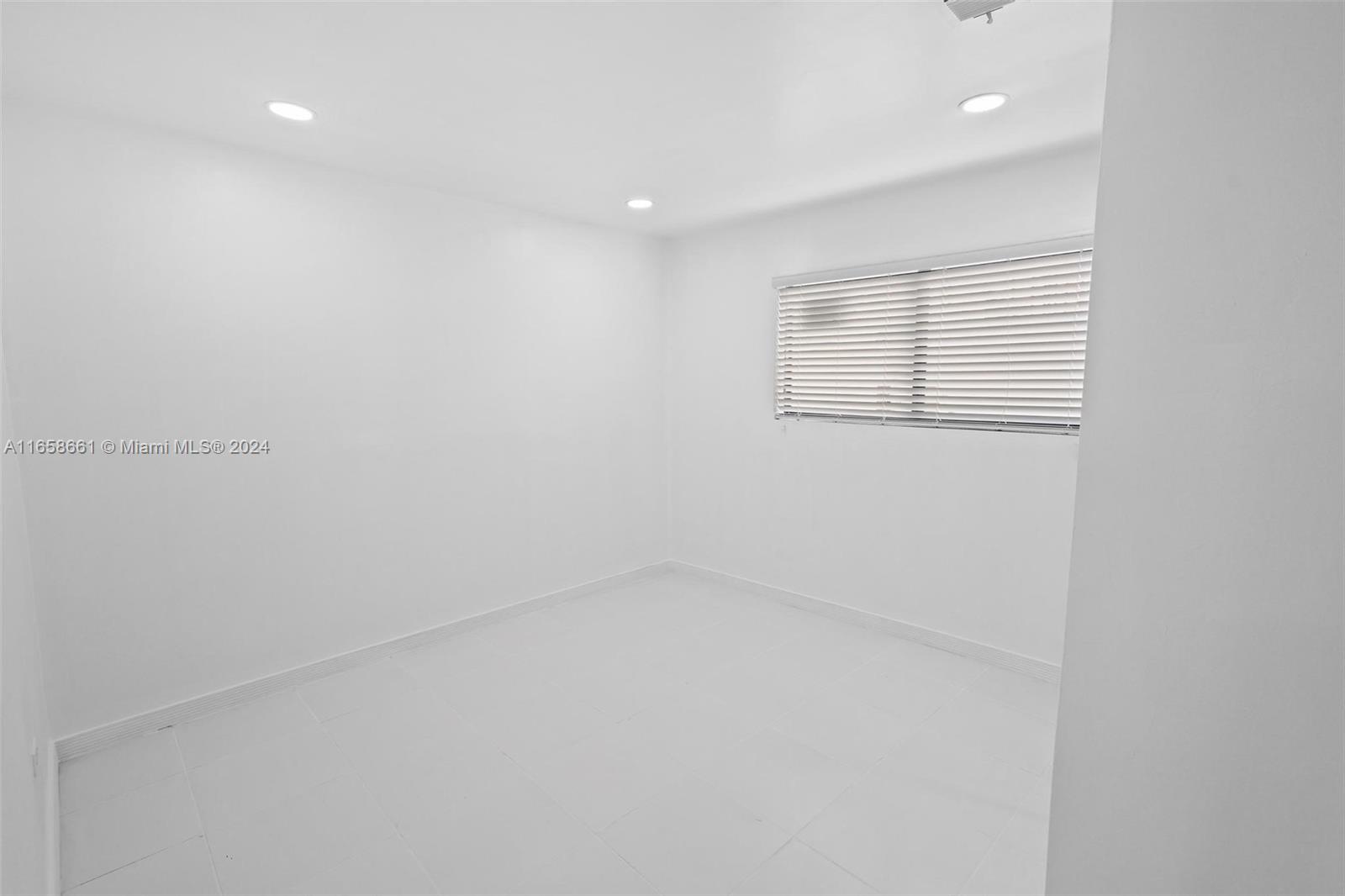 FAIRMONT PARK - Residential Income