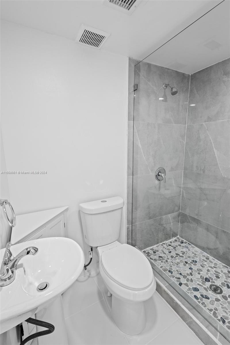 FAIRMONT PARK - Residential Income