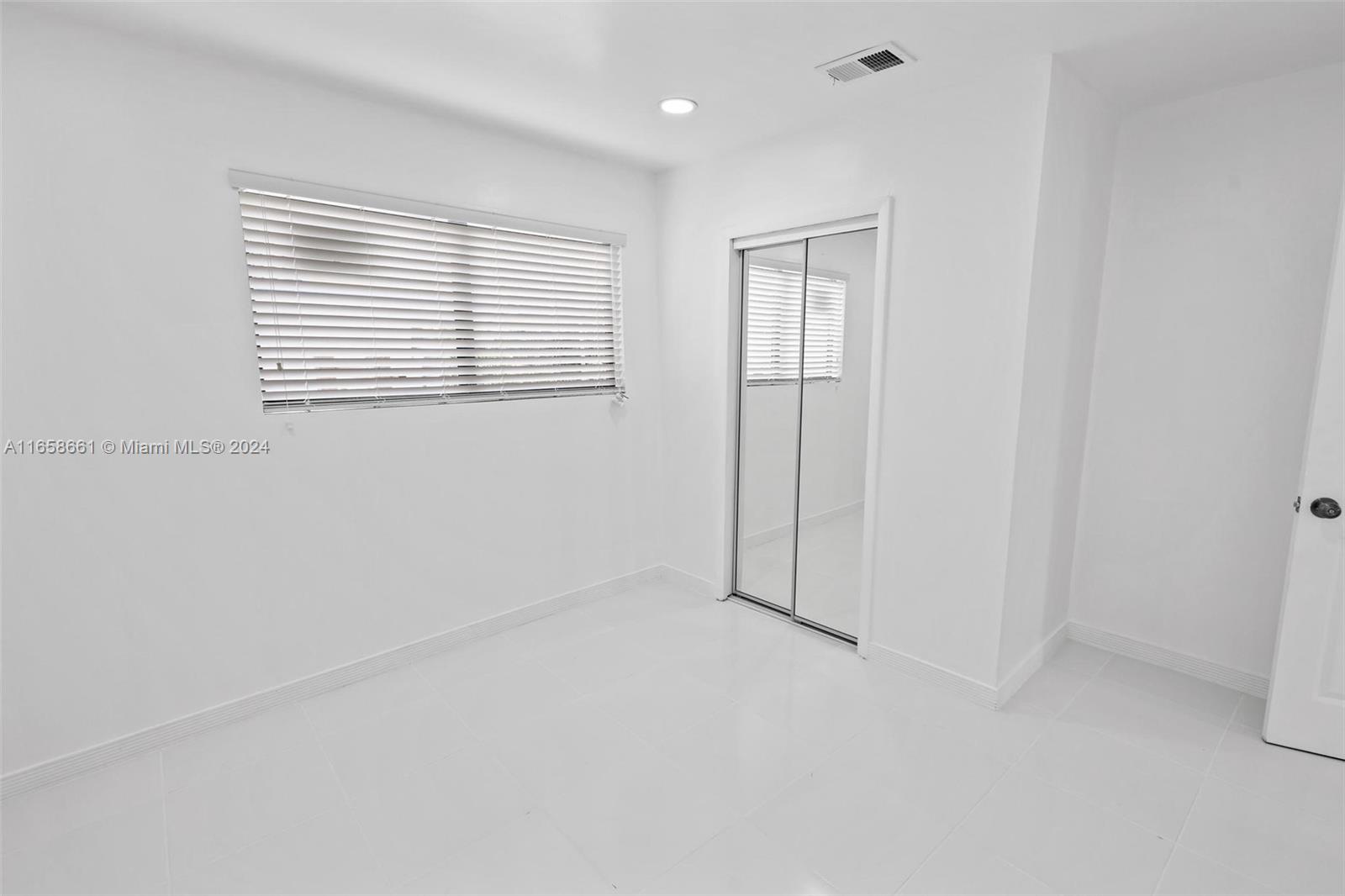 FAIRMONT PARK - Residential Income