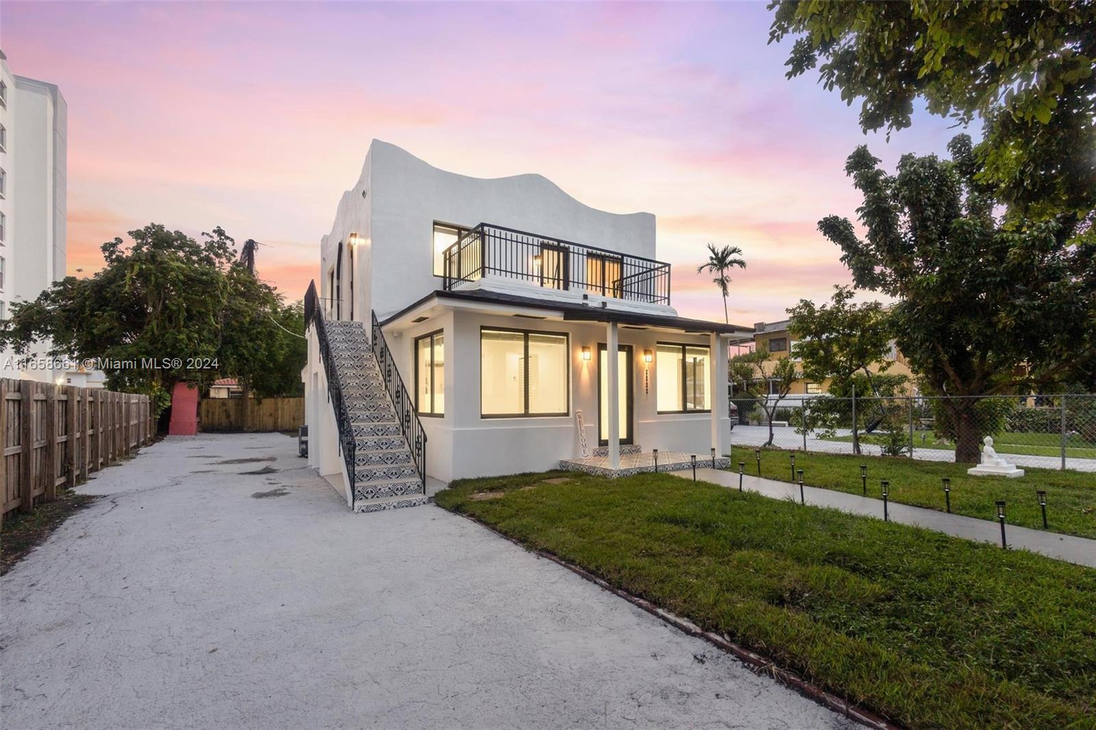 FAIRMONT PARK - Residential Income