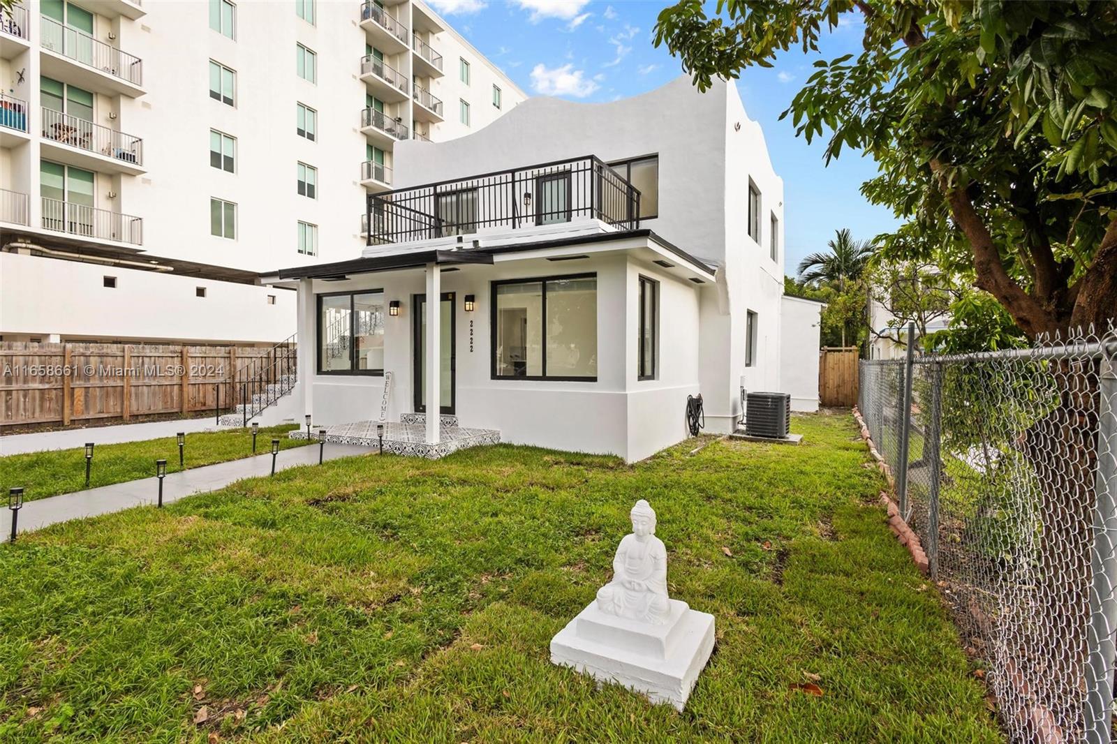 FAIRMONT PARK - Residential Income