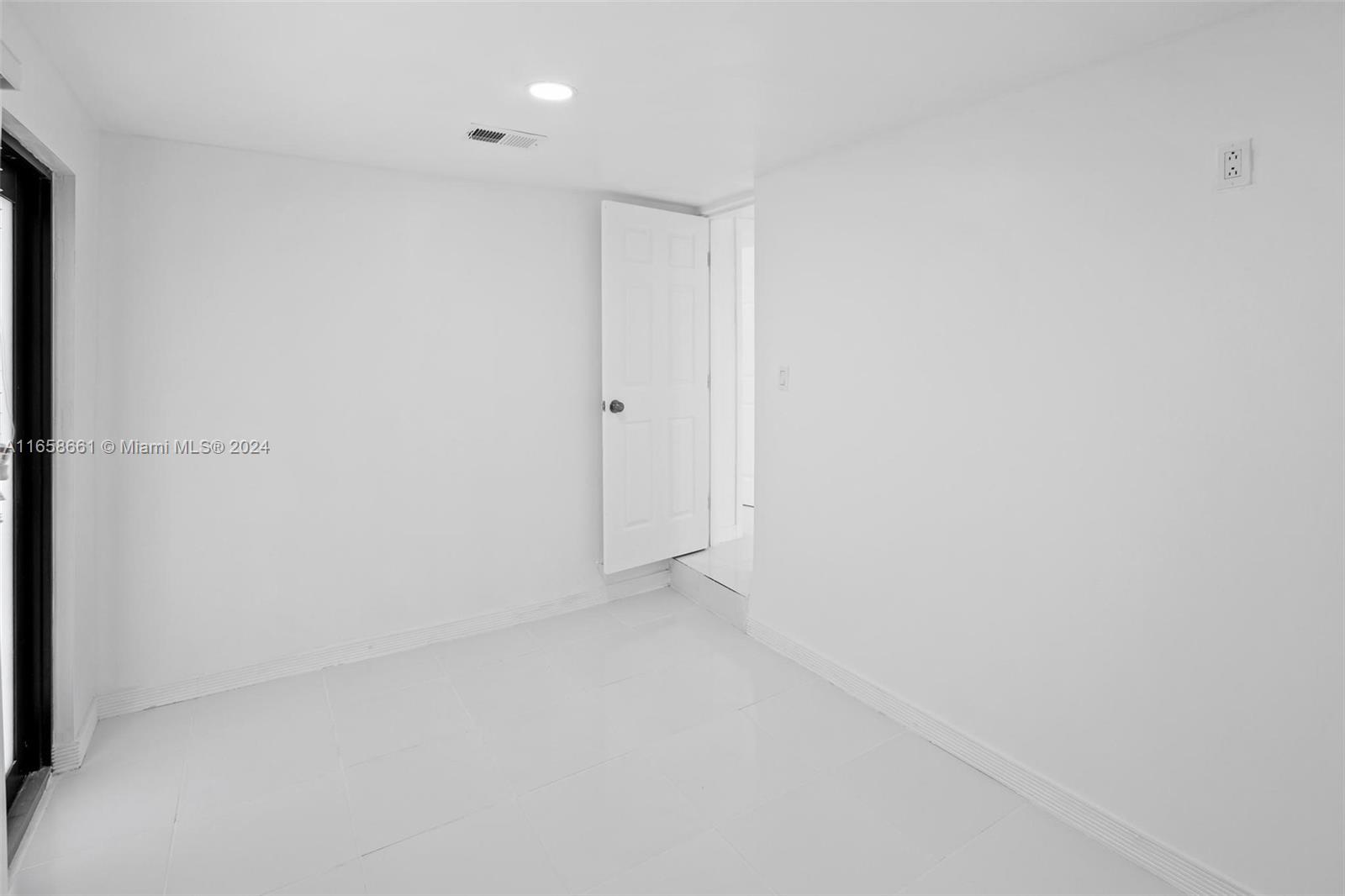 FAIRMONT PARK - Residential Income