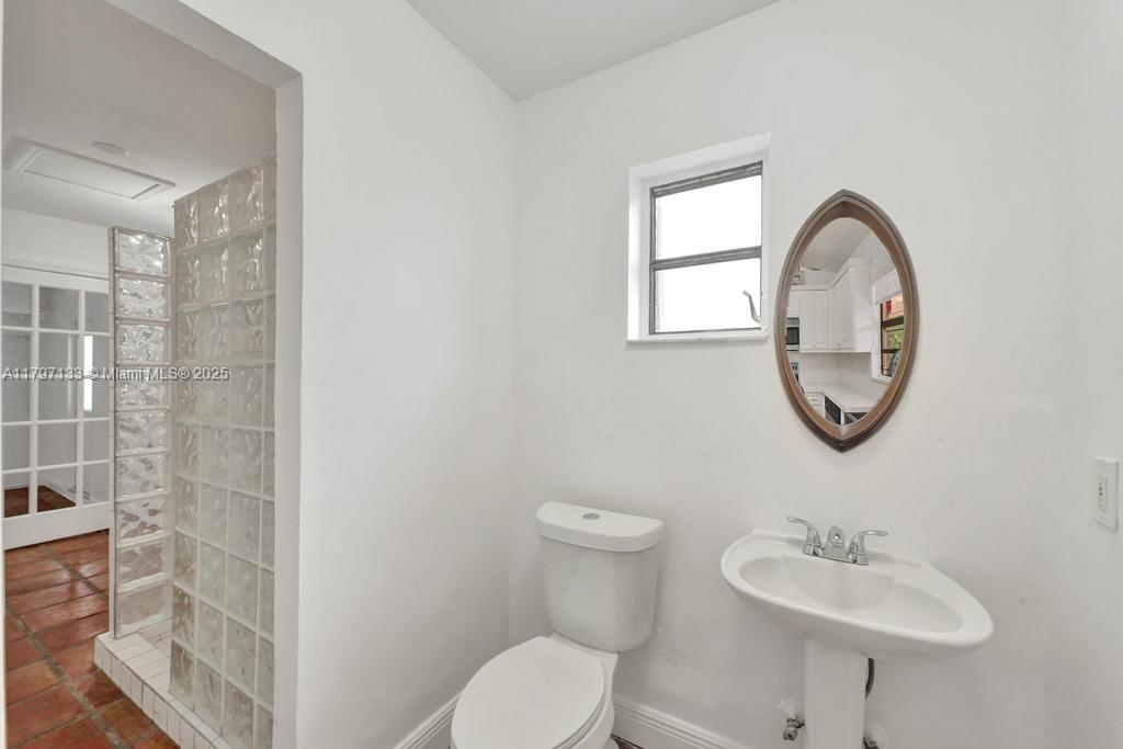 3RD ADDN TO EL DORADO GAR - Residential Lease