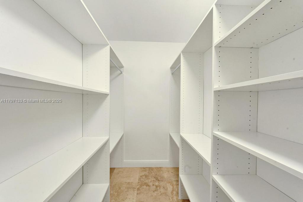 3RD ADDN TO EL DORADO GAR - Residential Lease