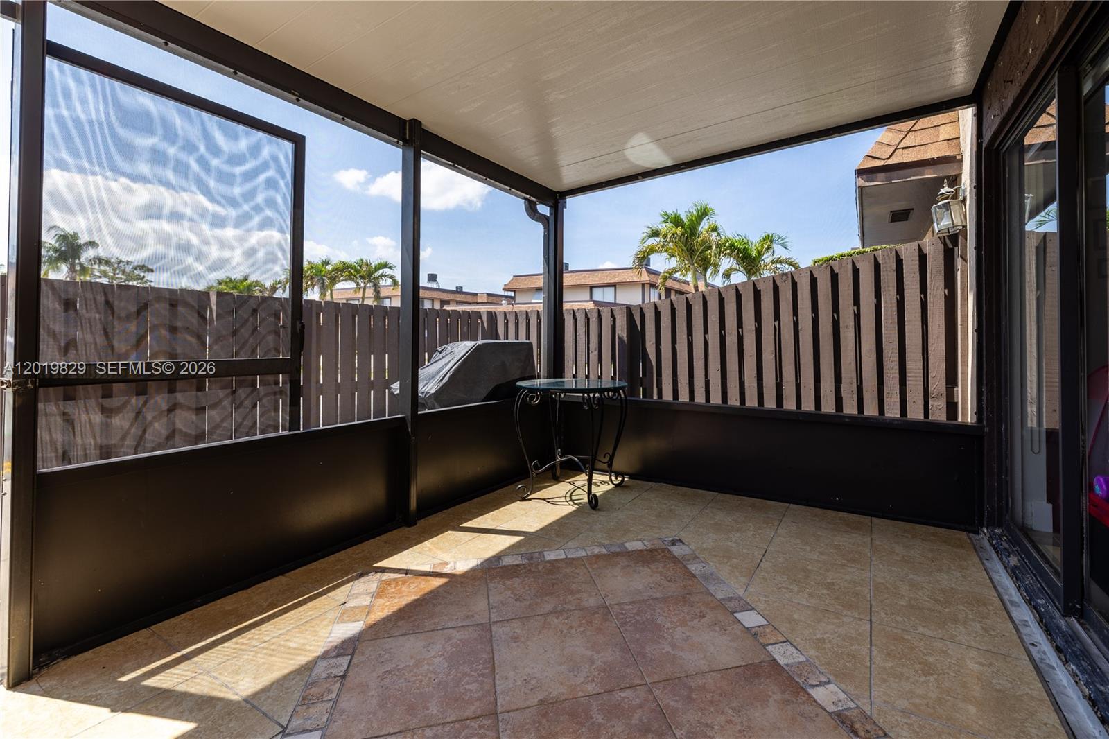 QUAIL HOLLOW CONDO - Residential
