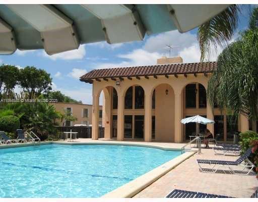 SPANISH TRACE CONDO - Residential Lease