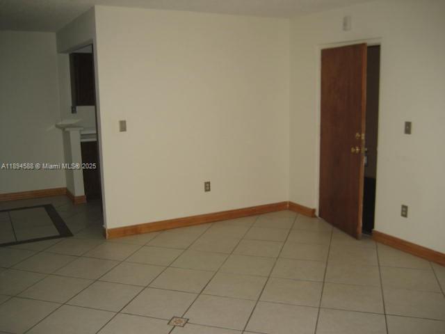 SPANISH TRACE CONDO - Residential Lease