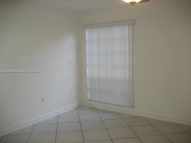 SPANISH TRACE CONDO - Residential Lease