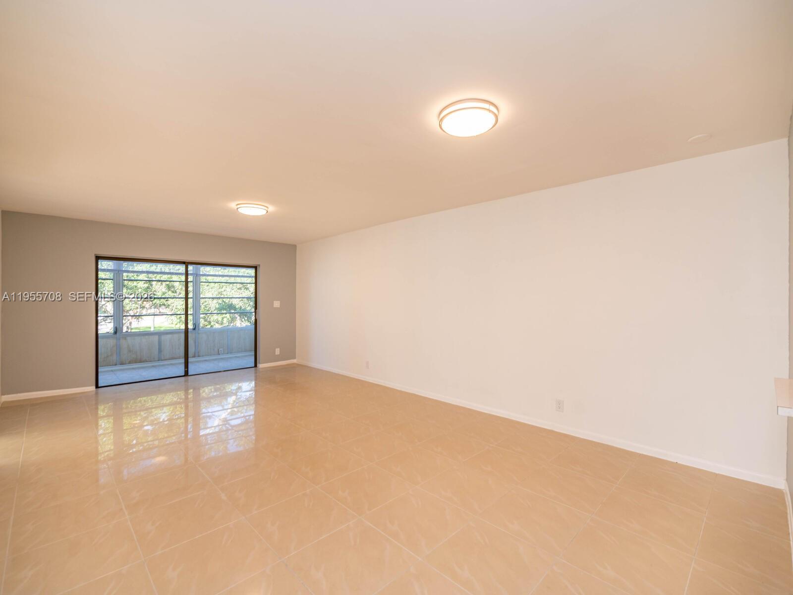 ARROWHEAD CONDO NO IX - Residential