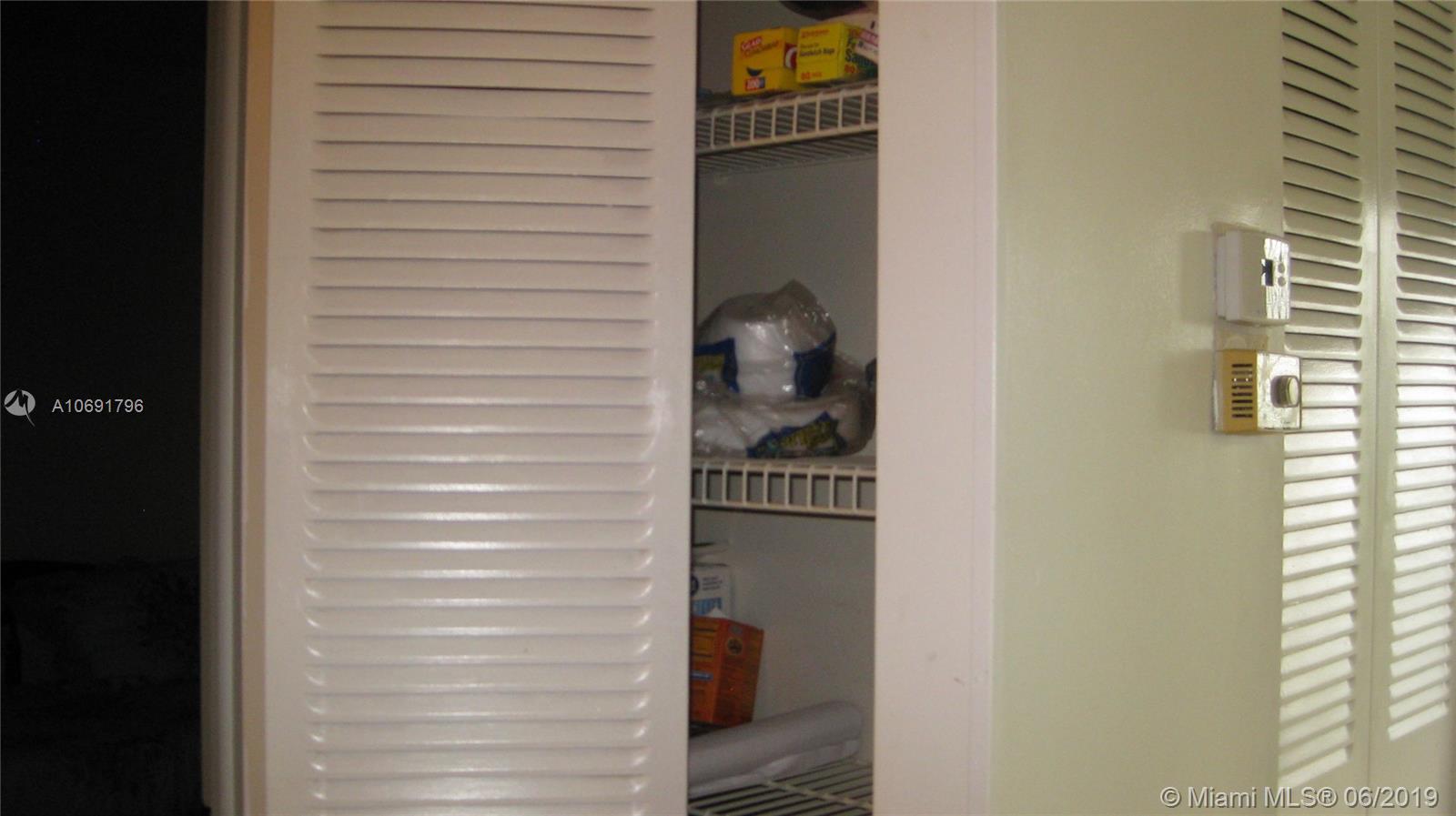 SUNRISE LAKES 173 CONDO - Residential