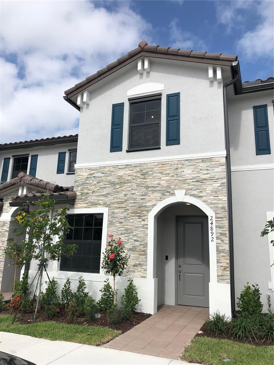 24892 Sw 114th Ave 24892, Homestead, Miami-Dade County, Florida - 3 Bedrooms  
3 Bathrooms - 