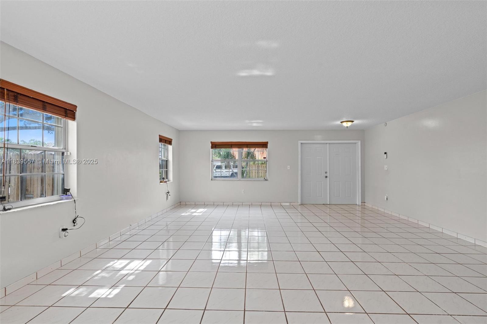 7767 NW 187th Ter