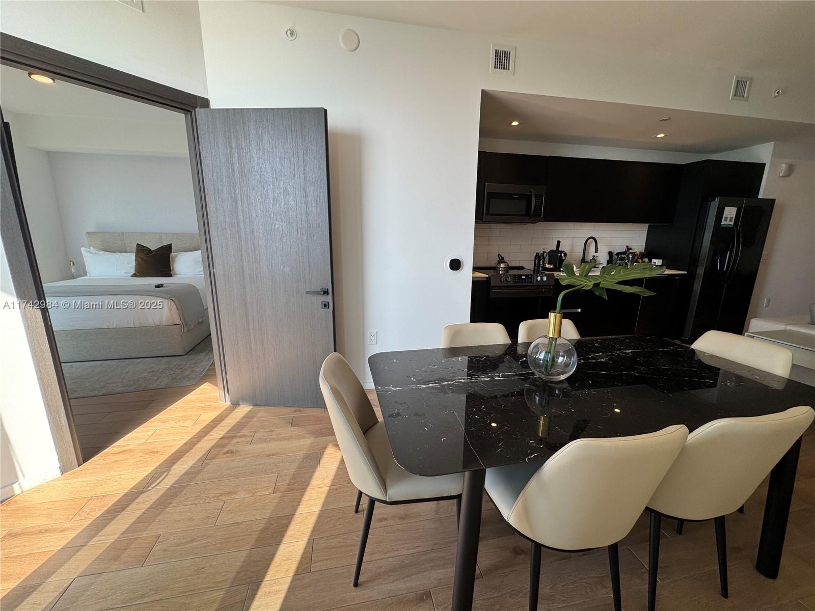 The Elser - Residential