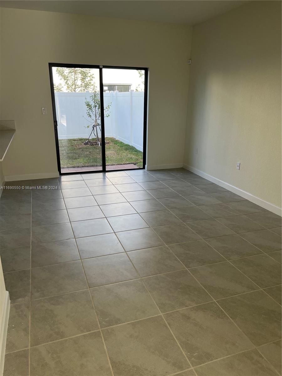 AQUABELLA NORTH - Residential