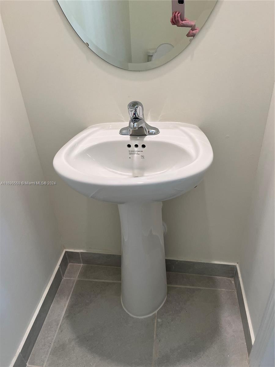 AQUABELLA NORTH - Residential