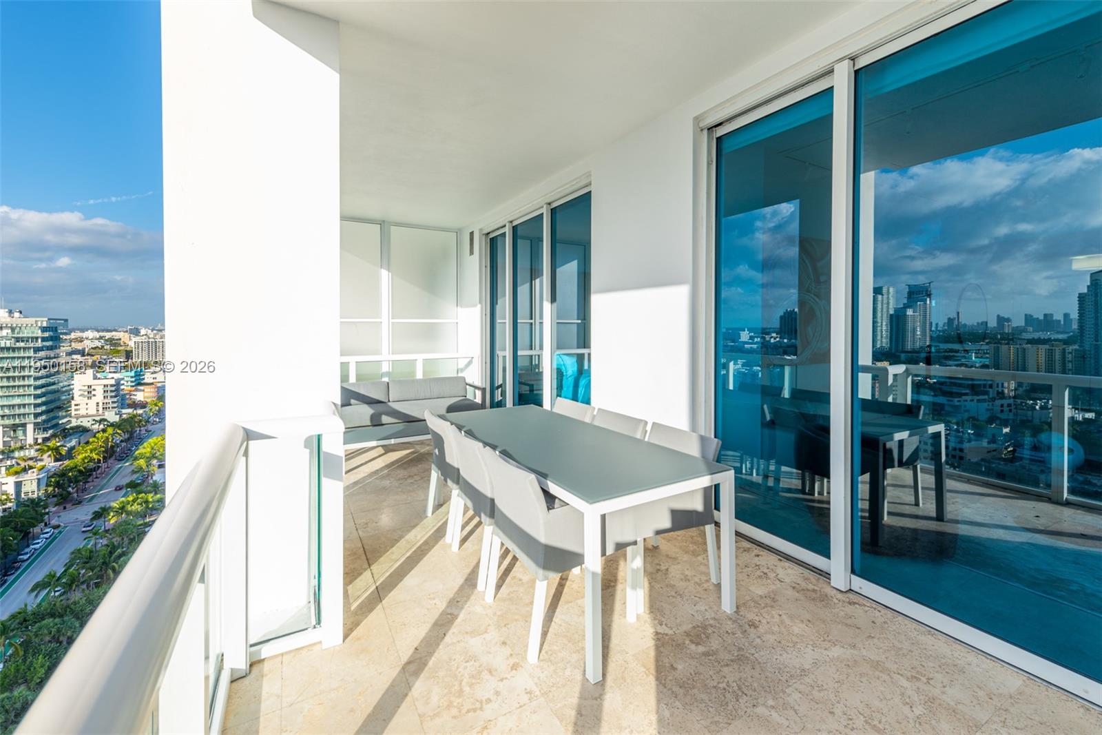 CONTINUUM ON SOUTH BEACH - Residential