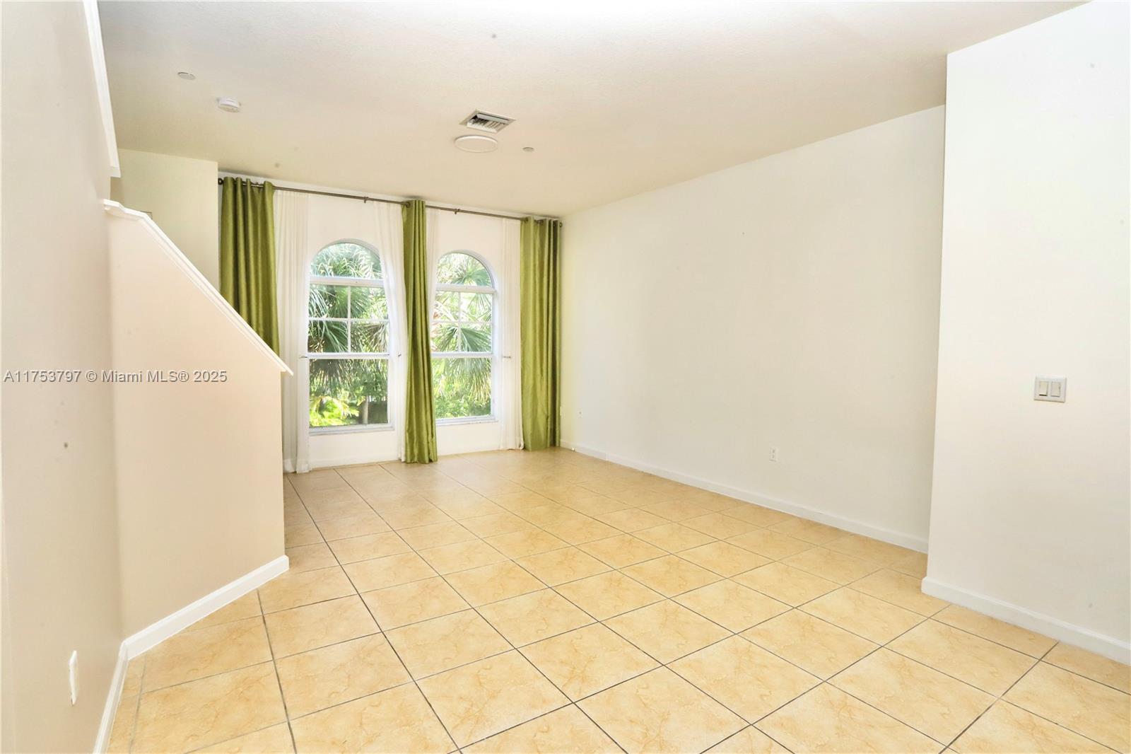 VILLA MEDICI CONDO - Residential